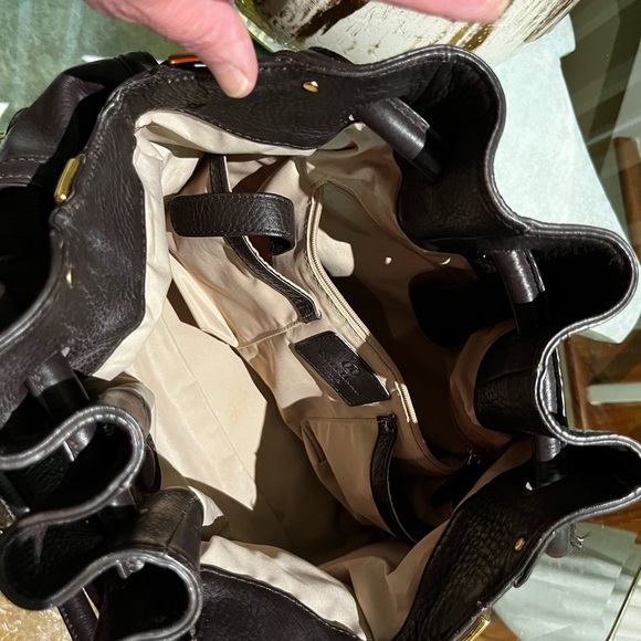 EUC Cole Haan Chocolate Pebble Leather Hobo. Outer pockets gold clip closure. - Picture 11 of 12